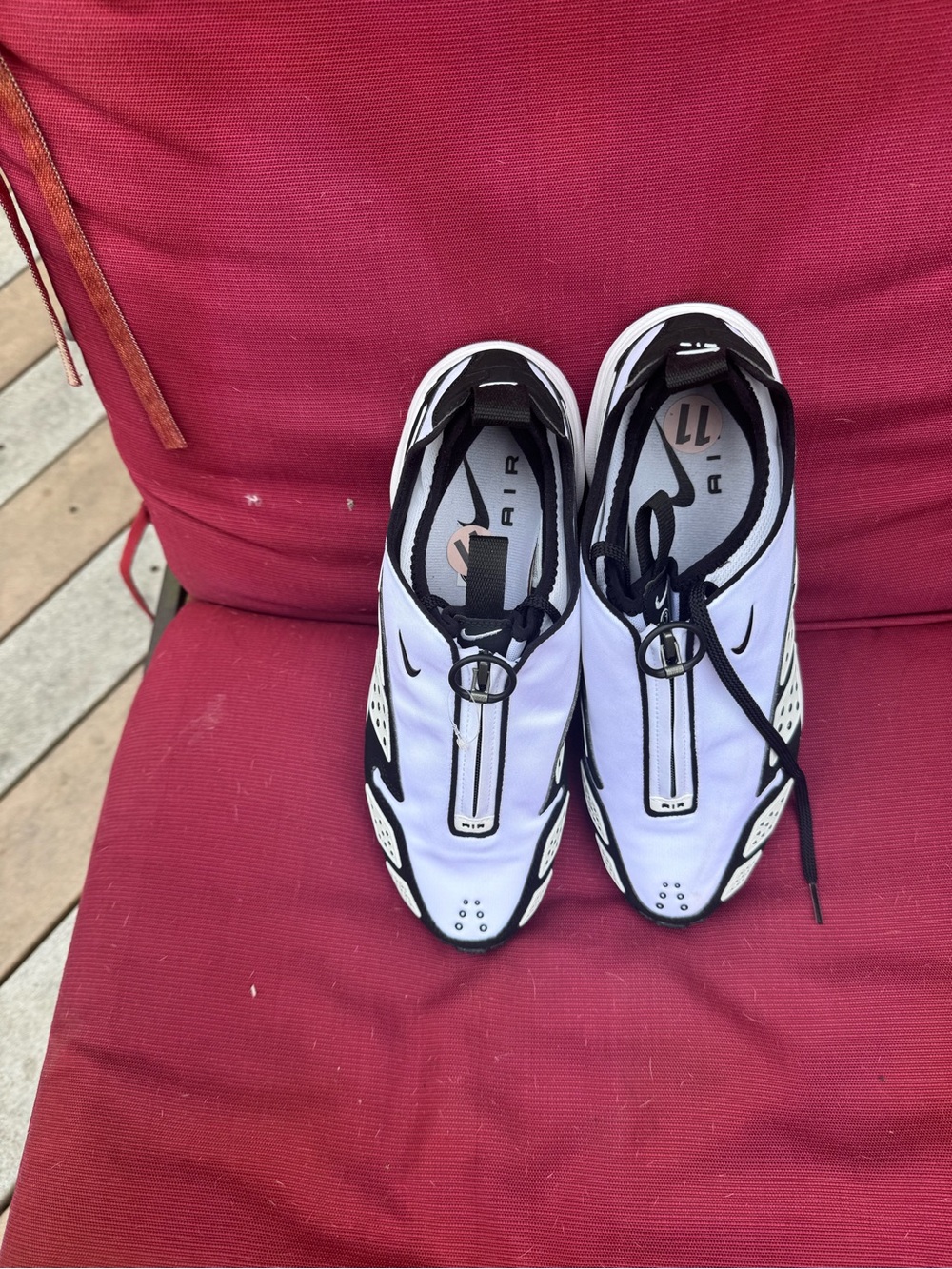 Nike White and Black Women's Slip-On Athletic Shoes